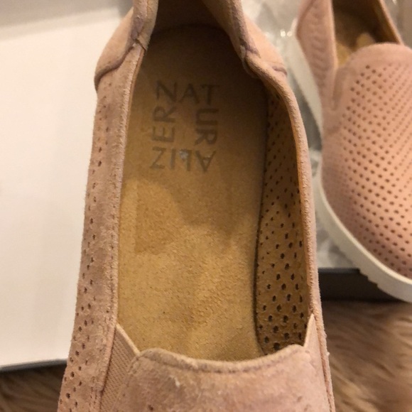 new Naturalizer Women's Bonnie Slip-ons Loafer - Picture 5 of 15